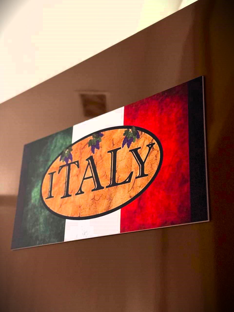 ПОРТАМИ ВИЯ ИН "ITALY"